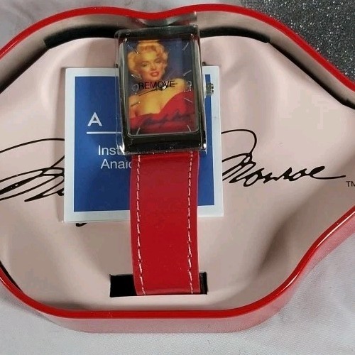 Marilyn monroe collectible - marilyn,